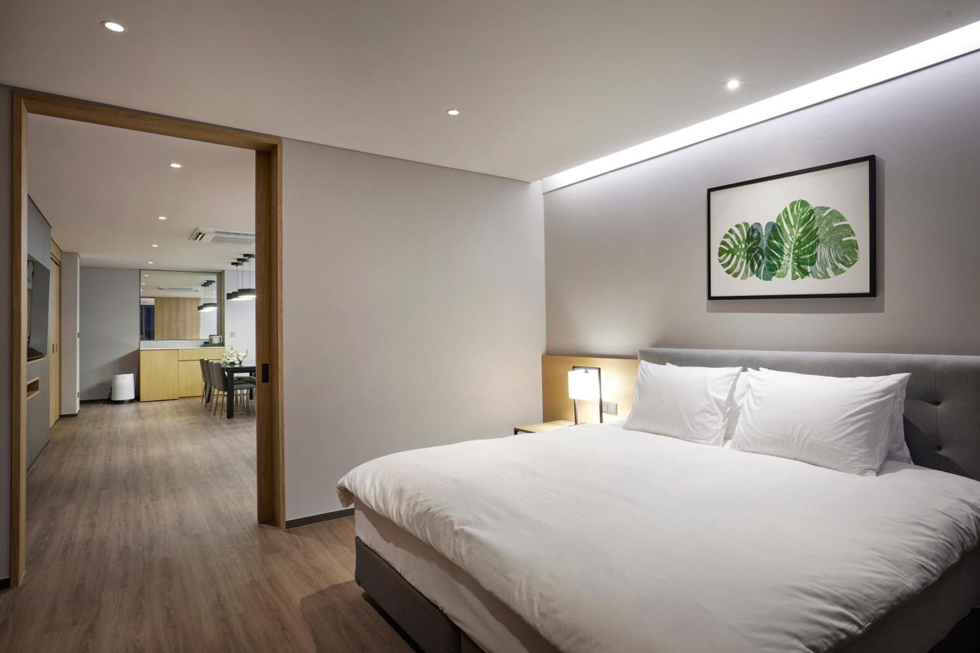 Hotel Interciti Тэджон Экстерьер фото