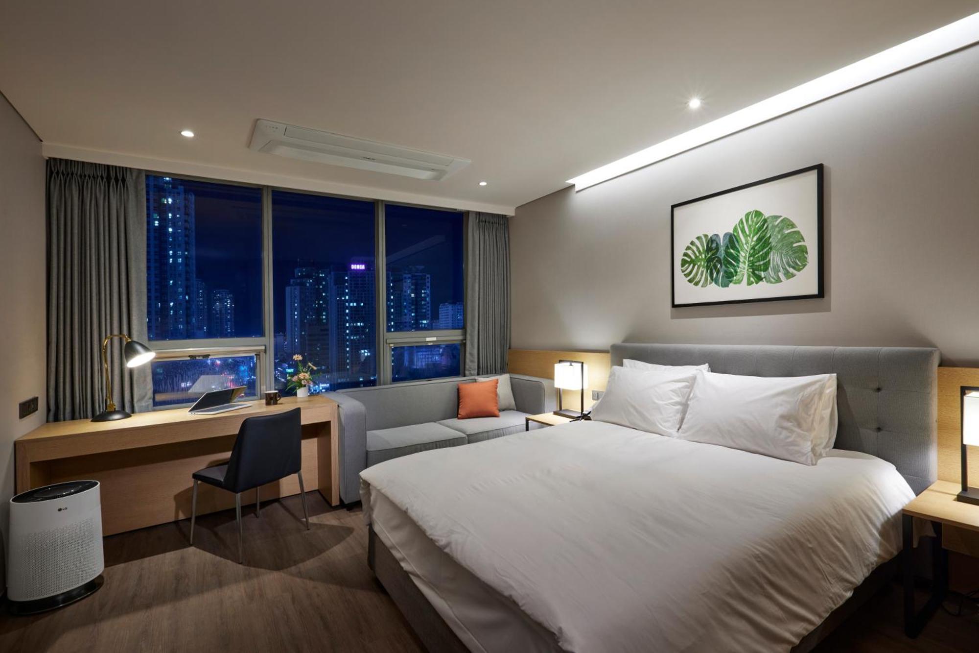 Hotel Interciti Тэджон Экстерьер фото