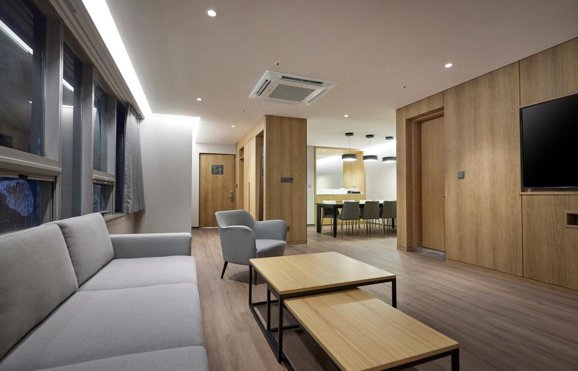 Hotel Interciti Тэджон Экстерьер фото