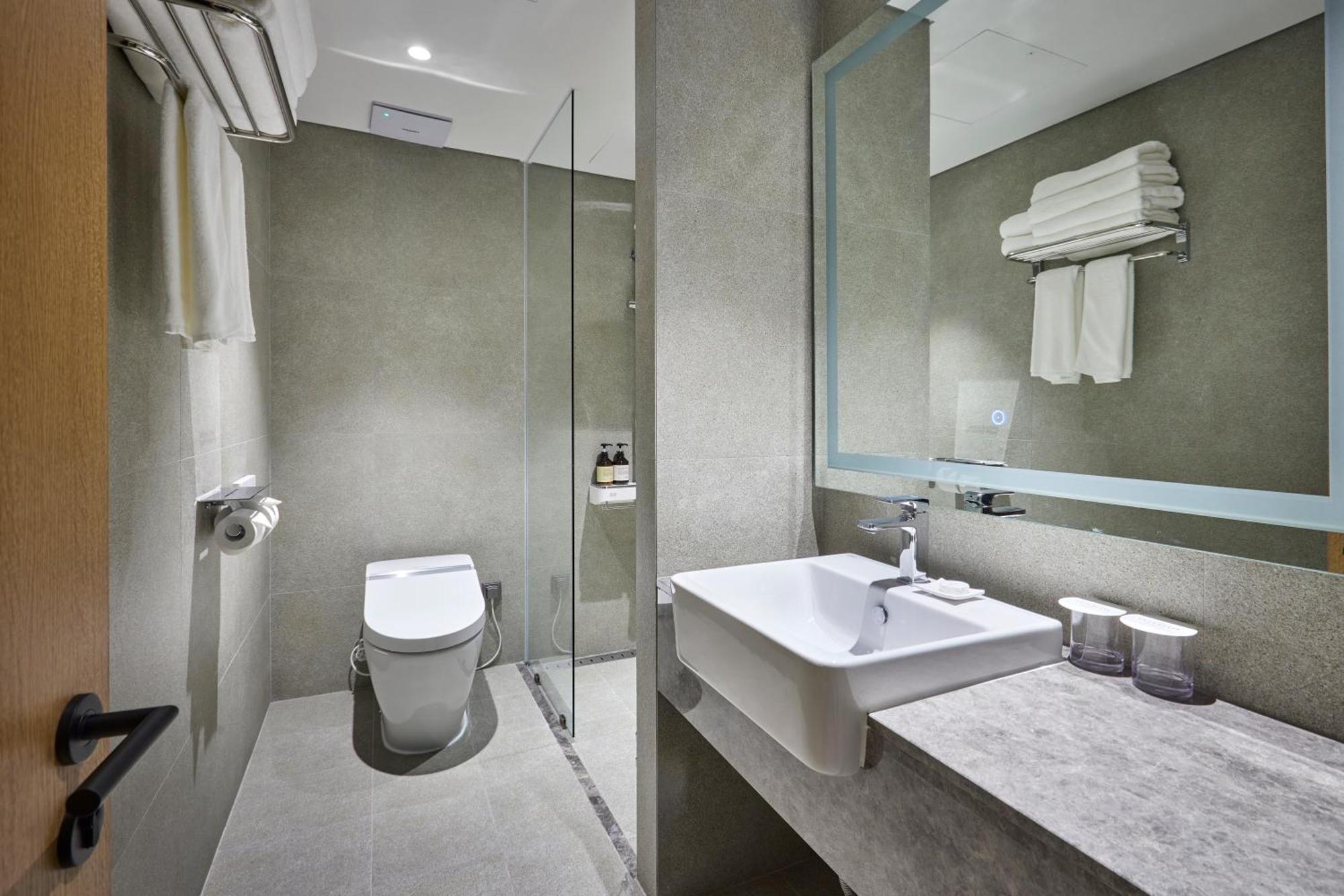 Hotel Interciti Тэджон Экстерьер фото
